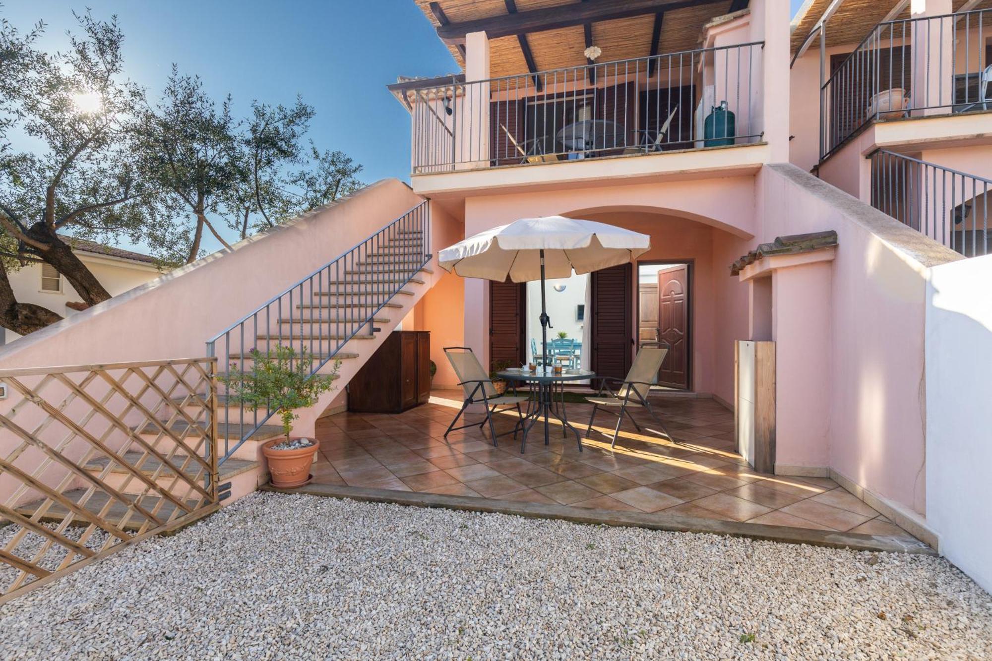 Bynos Pool - Primo Piano Apartment Santa Maria Navarrese Exterior photo